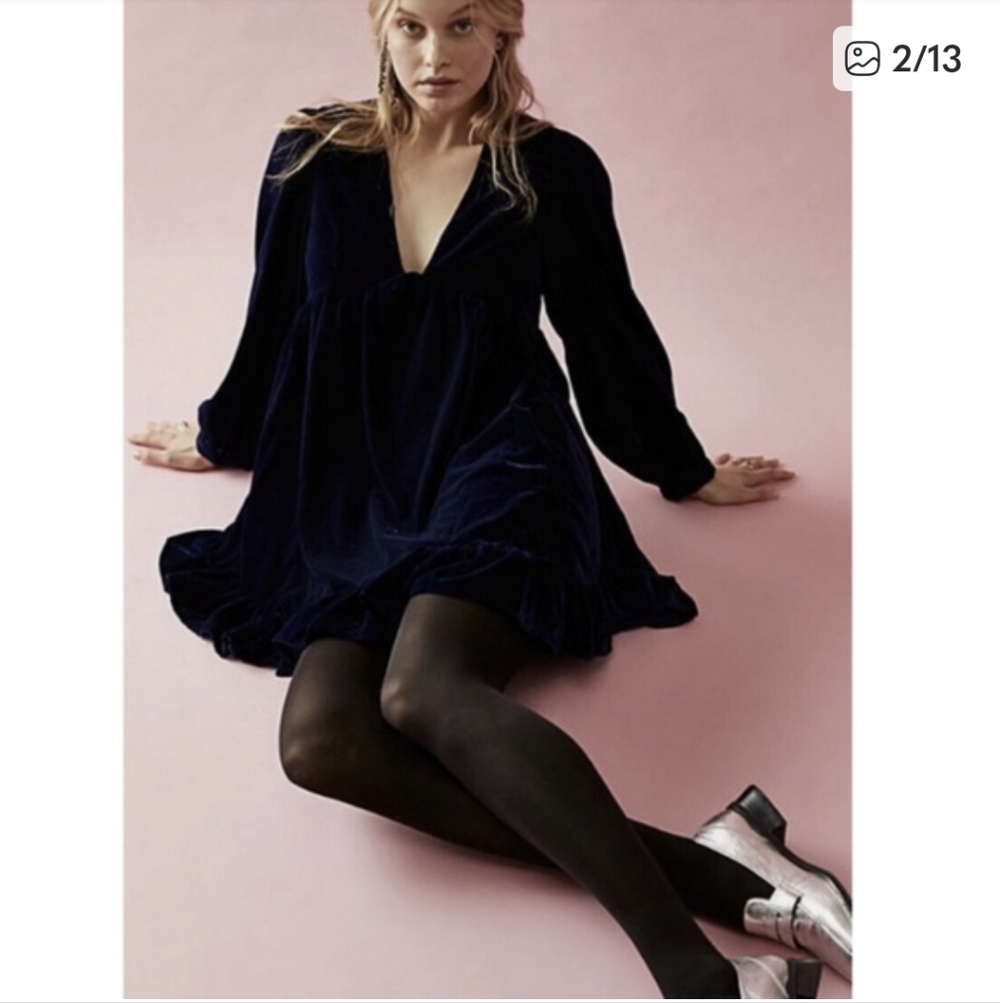 🩵🎄💙Free People Deep Blue Estella Velvet Mini Dress